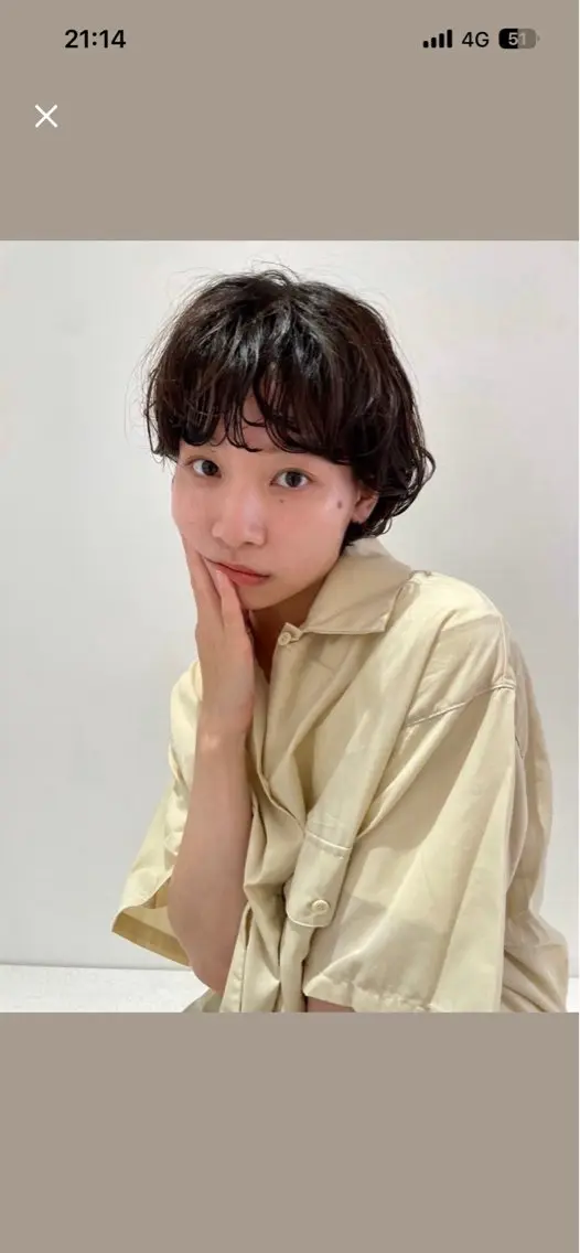 ショート パーマ 横山 心優のヘアスタイル