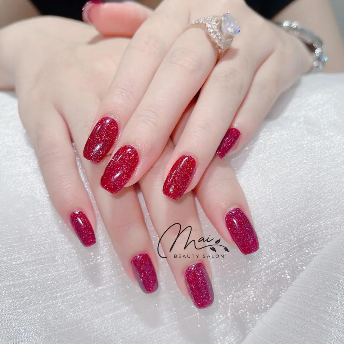ネイル オーロラネイル 長さ出し フラッシュネイル フレンチネイル ジェルネイル MaiBeauty To Toのネイルデザイン