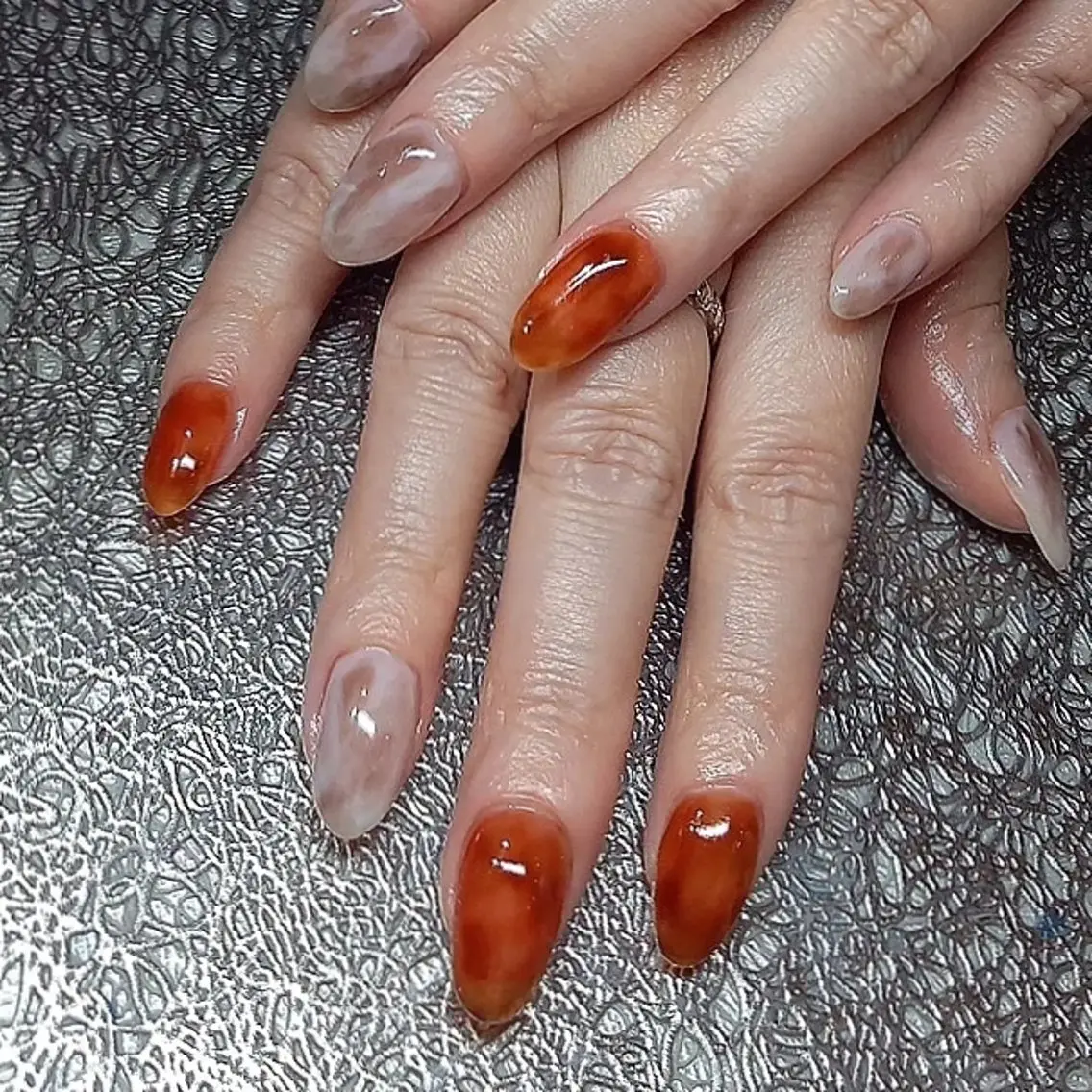 ネイル べっ甲ネイル ニュアンスネイル salon de  Princessのネイルデザイン