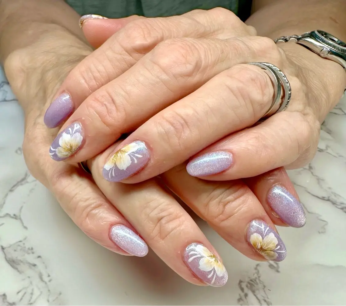 ネイル キラキラネイル マグネットネイル ミラーネイル ニュアンスネイル ワンカラーネイル Mai’s nailのネイルデザイン