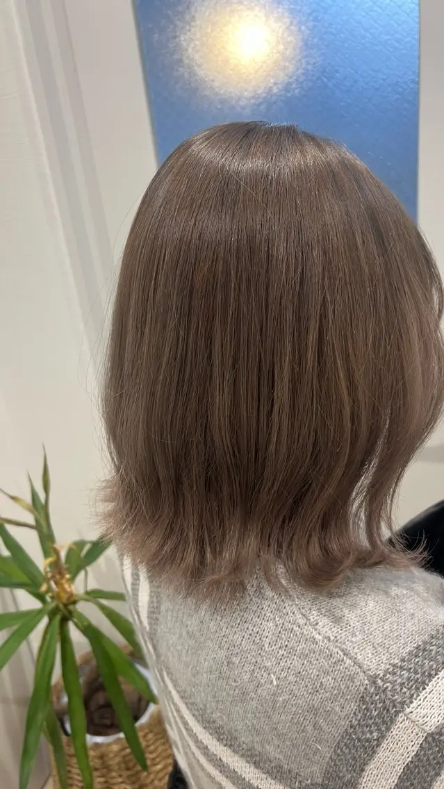 ミディアム アッシュ SONOKO 【yoki.】のヘアスタイル