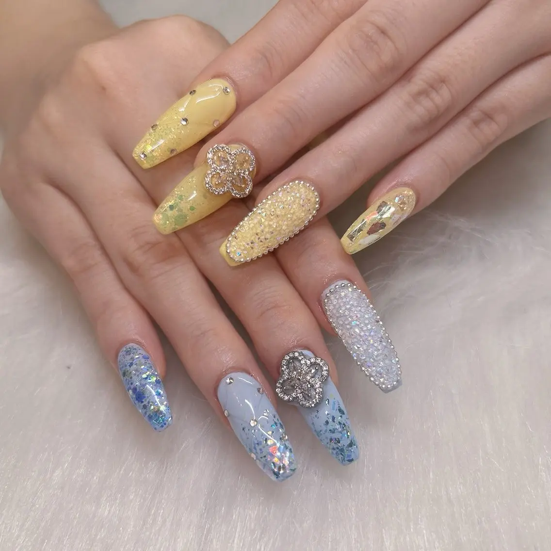 ネイル ハンドネイル 中野駅徒歩5分💅 ラクロレのネイルデザイン