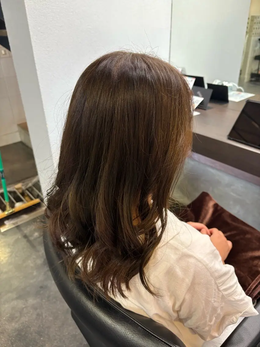 ミディアム カラー ブラウンカラー ナチュラルブラウン 奥山 和奏のヘアスタイル