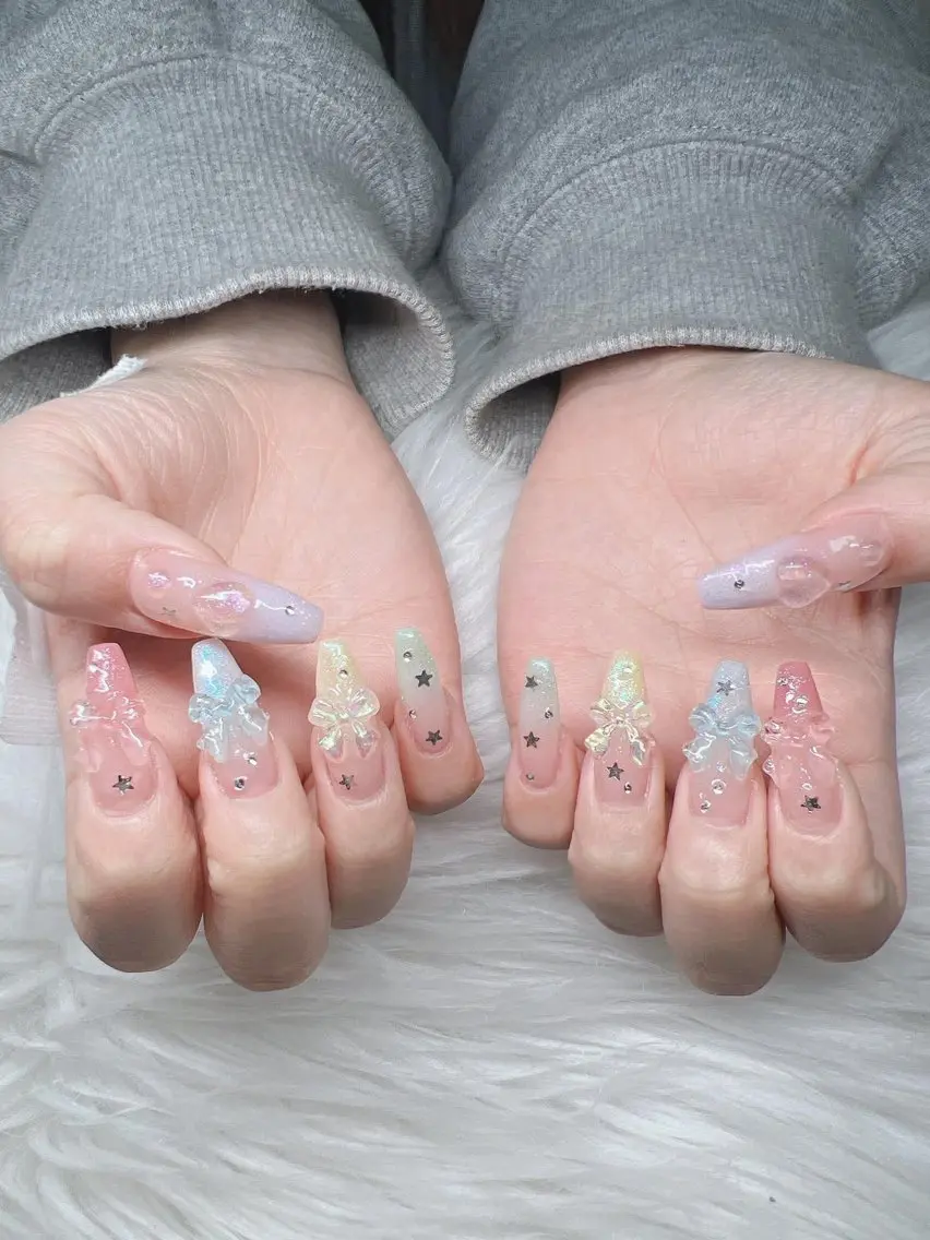 ネイル 長さ出し グラデーション 卒業式 キラキラネイル マグネットネイル ハンドネイル Lee Nailsのネイルデザイン