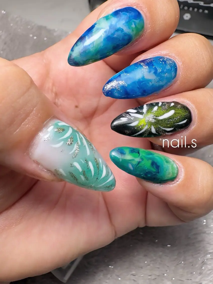 ネイル 大理石ネイル(マーブル) ニュアンスネイル 夏ネイル ハンドネイル nail.s misatoのネイルデザイン