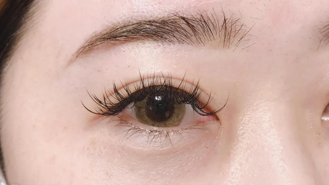 belle eyelashの眉毛・アイブロウイメージ