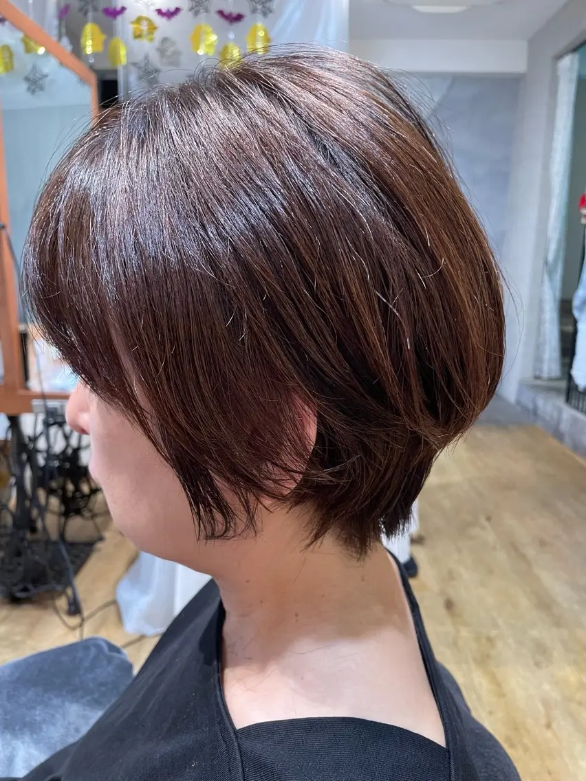 ショート カット ヘアカラー Attirer Kaiのヘアスタイル