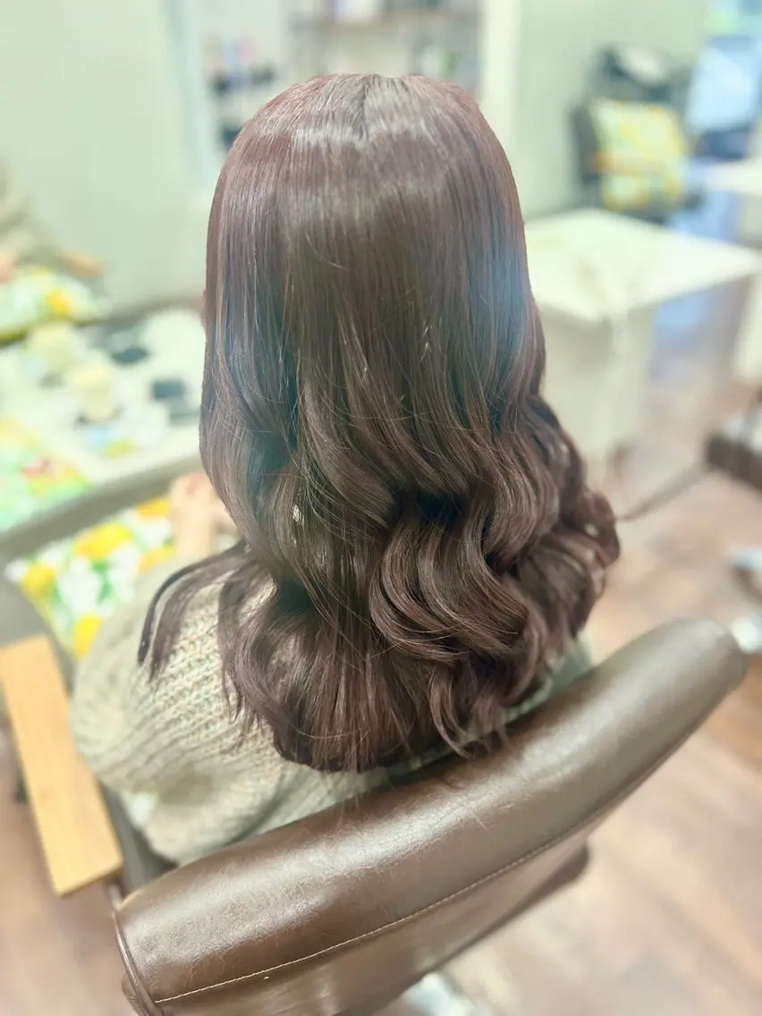 ロング カラー ヘアアレンジ ブラウンカラー ピンクカラー ピンクブラウン 🤍 minaのヘアスタイル