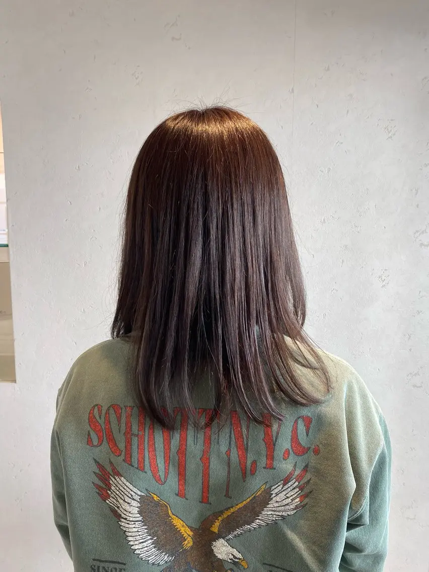 カット+透明感HUEカラーの写真