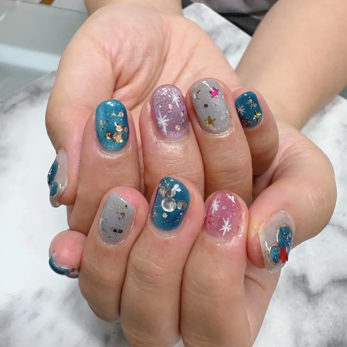 ネイル ハンドネイル ネイルサロン KURIKINDIのネイルデザイン
