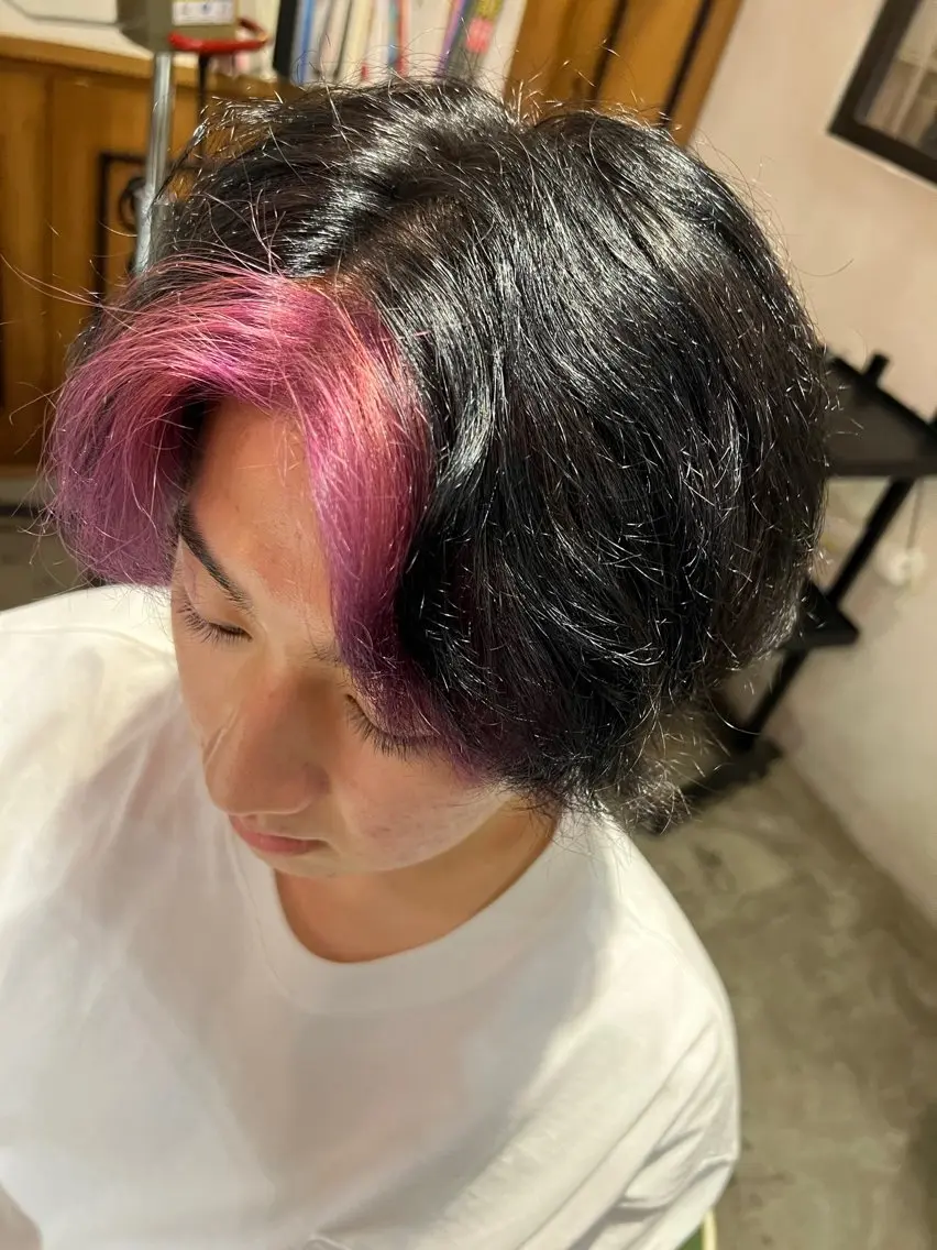 カラー メンズ ミストバング  フェイスフレーミング 永島 諒のヘアスタイル