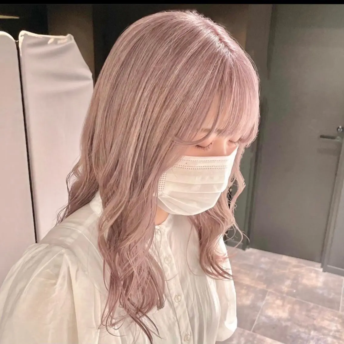 ロング カラー ベージュカラー ミルクティーベージュ ヘアカラー トリートメント ✨MiL✨ ✨心斎橋✨のヘアスタイル