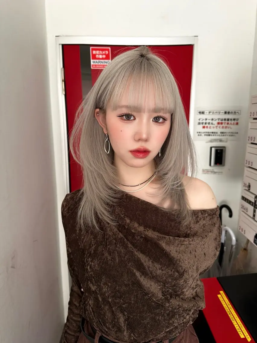 ロング レイヤーカット 瑠輝のヘアスタイル