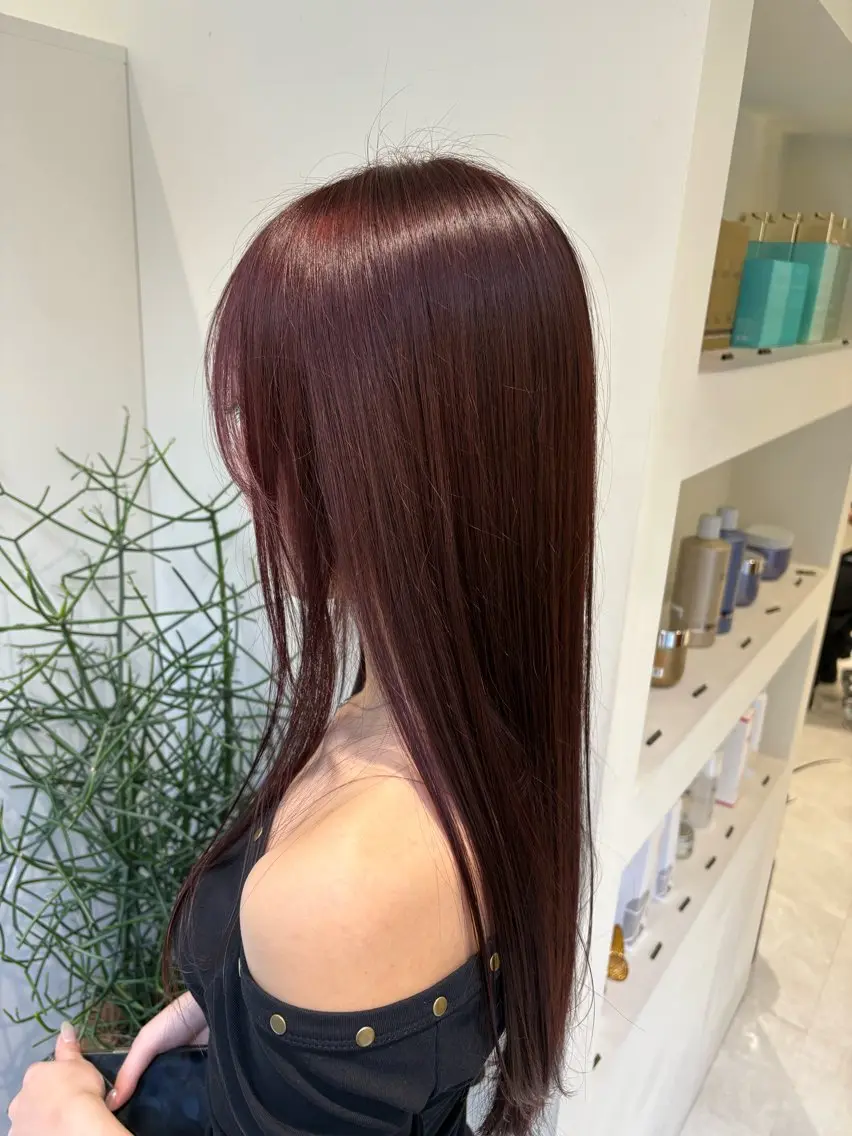 ロング カラー トリートメント 透明感カラー アオイのヘアスタイル