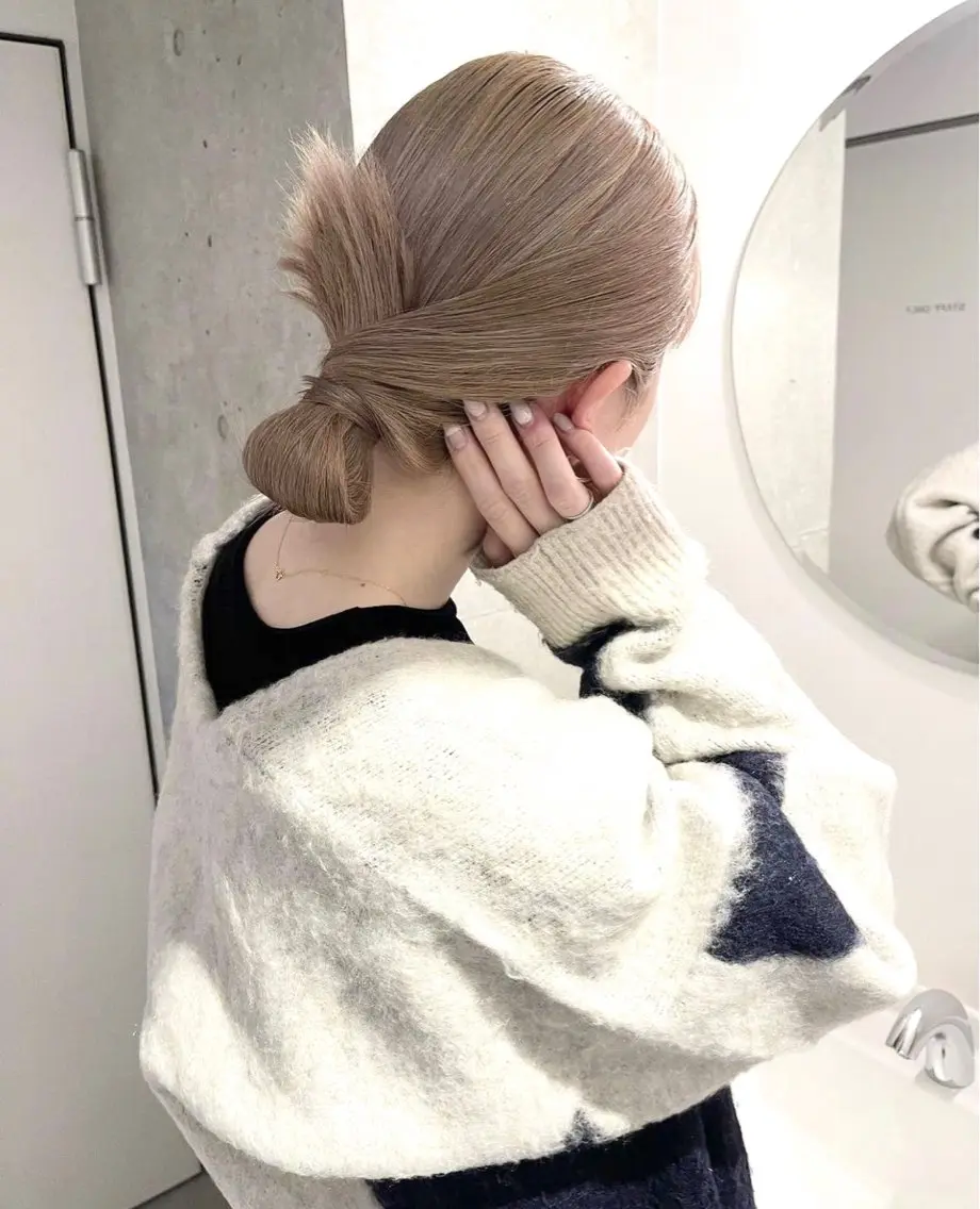 セミロング カラー 柔らかhair🤍 Rinaのヘアスタイル
