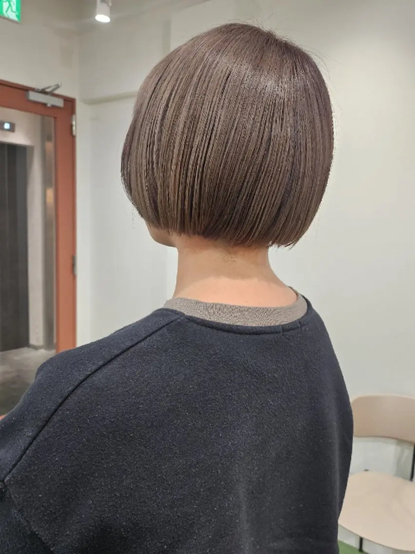 カラー ショート グレージュ Narumi 新規限定メニュー！のヘアスタイル