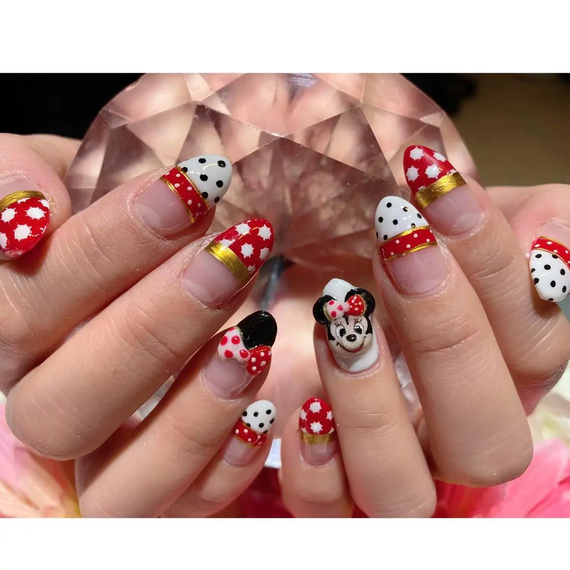 ネイル ジェルネイル YUN 💅のネイルデザイン