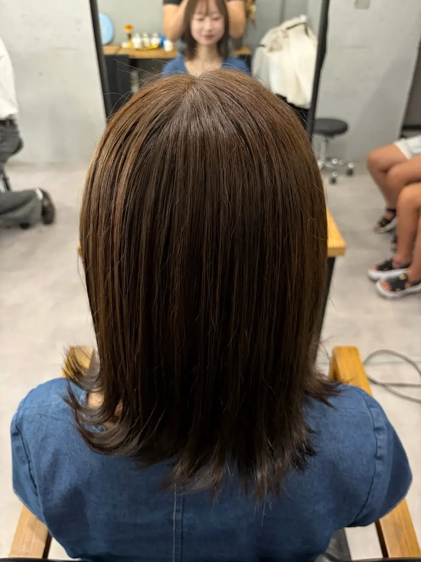 ミディアム カラー ヘアカラー トリートメント WAVY桜木町💜 艶カラー/せな✨️のヘアスタイル