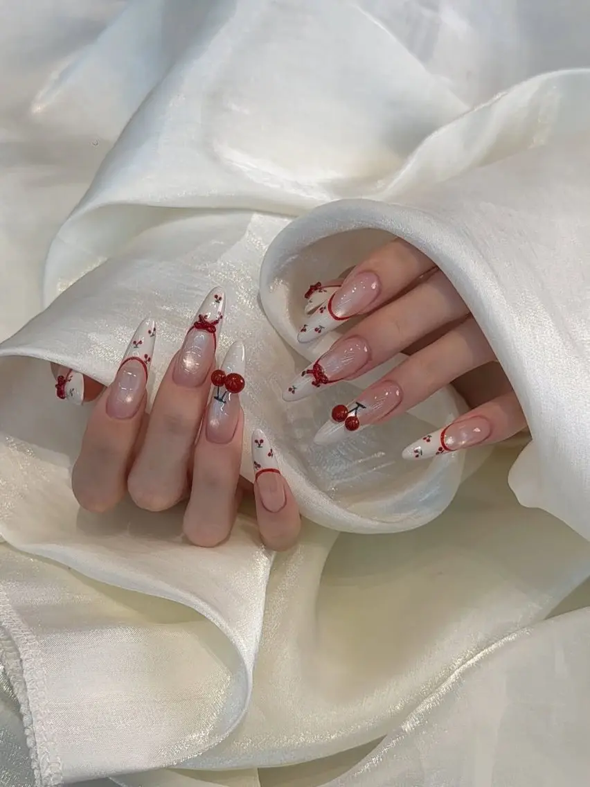ネイル グラデーション ラメ(グリッター) マグネットネイル ミラーネイル ニュアンスネイル Lumi de nailsのネイルデザイン