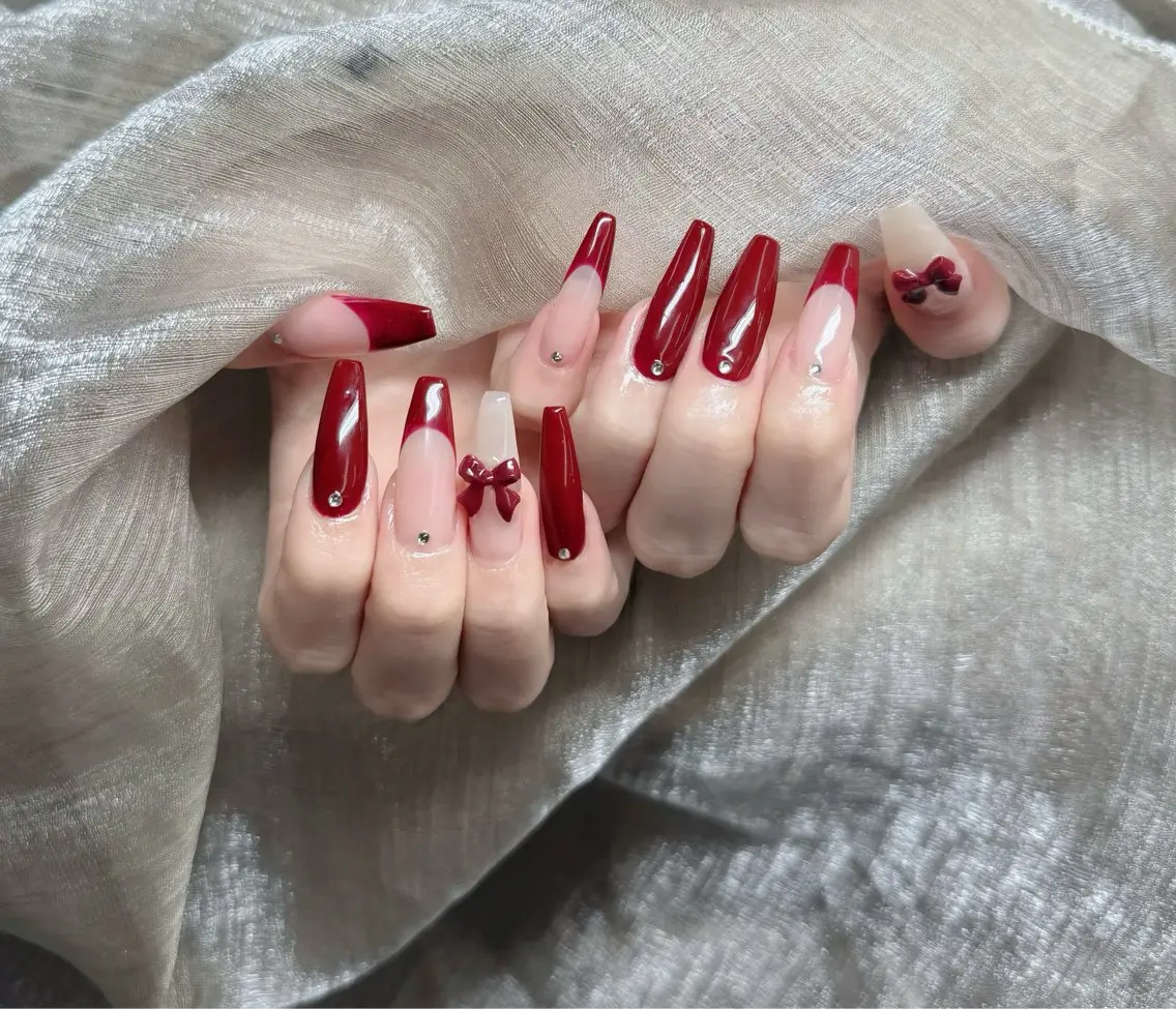 ネイル ジェルネイル 韓国ネイル マグネットネイル ネイルチップ 冬ネイル Lenie Nail Salonのネイルデザイン