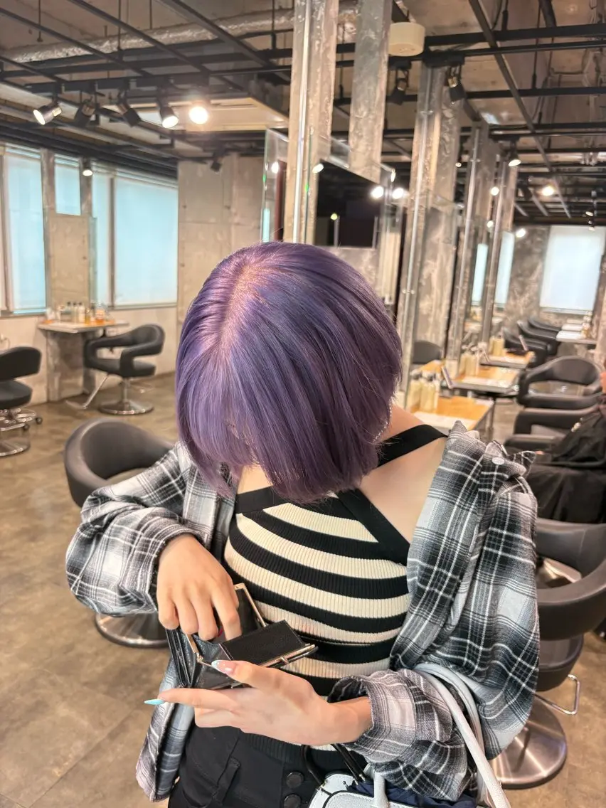 ショート カラー ヘアカラー ハイトーン 横浜💞ミオのヘアスタイル