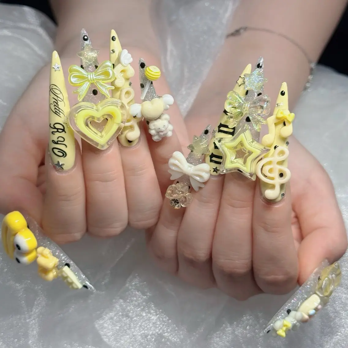 ネイル フットネイル フレンチネイル グラデーション 韓国ネイル ロングネイル ハンドネイル Hani Nail Salonのネイルデザイン