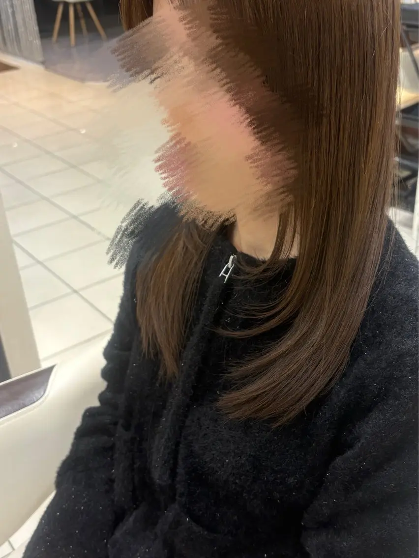 セミロング カット ヘアカラー トリートメント 青木 早姫呂のヘアスタイル