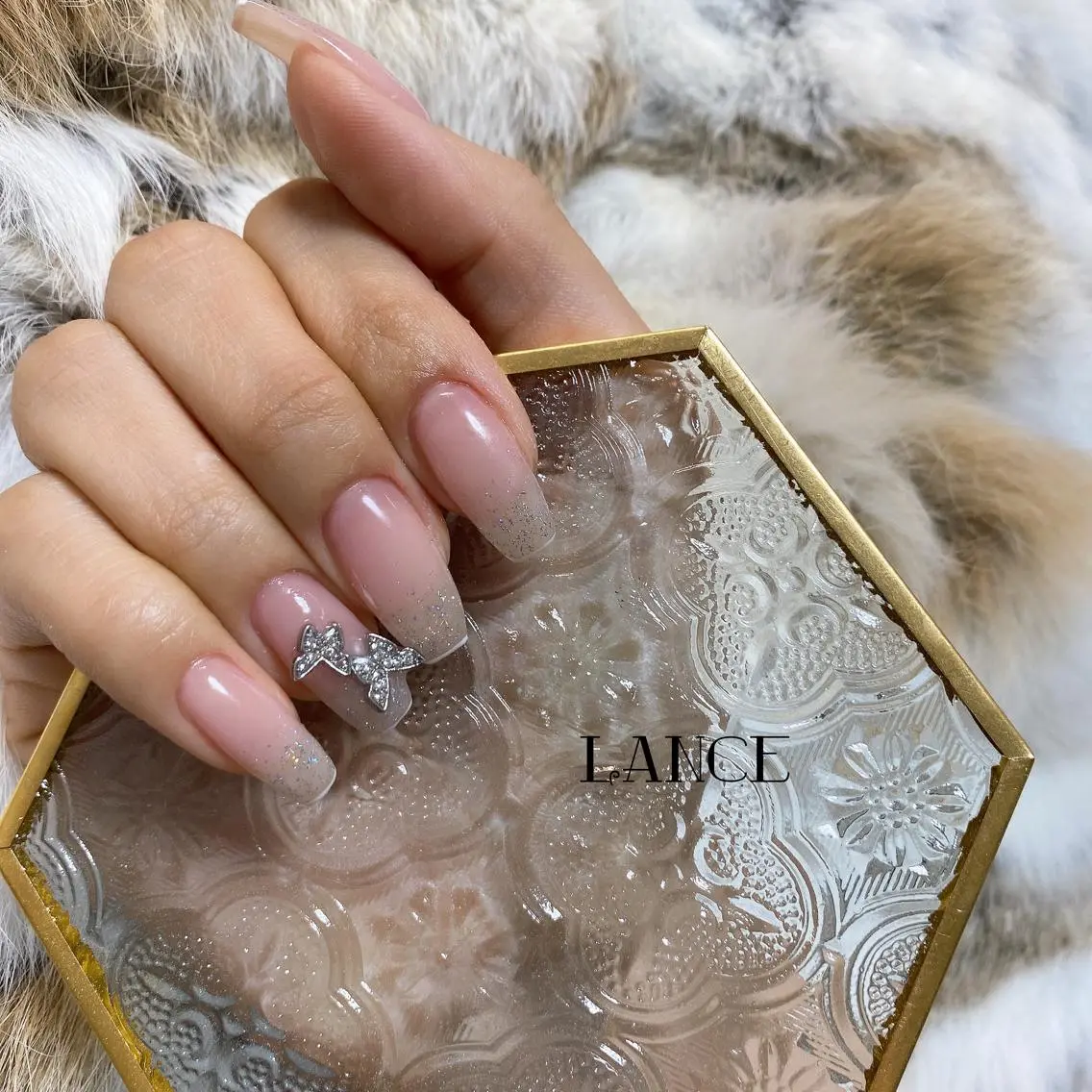 ミディアム ハンドネイル Lance nailのネイルデザイン