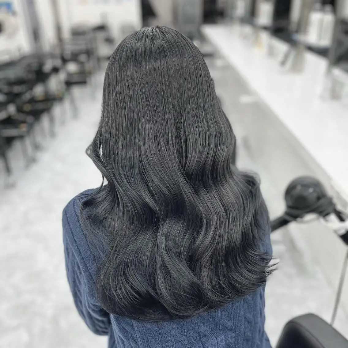 ロング カラー 黒髪 髪質改善 韓国風ヘア 縮毛矯正 トリートメント ヘアカラー トリートメント ヘアセット 髪質改善Ⅰ透明感 艶カラーⅠたつやのヘアスタイル
