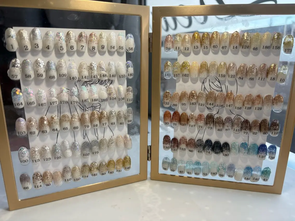 ネイル ラメ(グリッター) Reas nail kanaのネイルデザイン