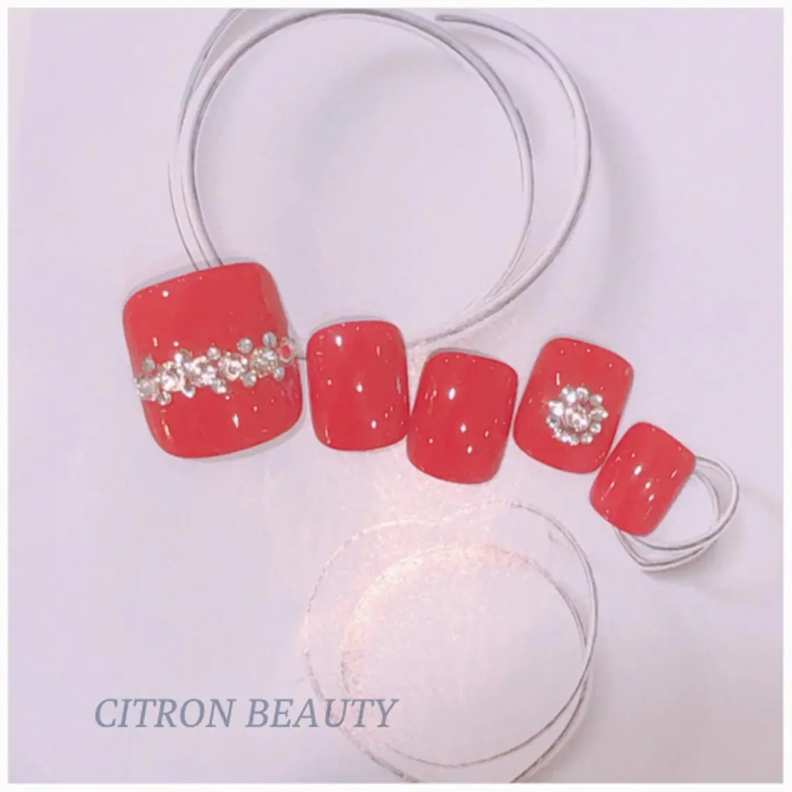 ネイル フットネイル 赤色 CITRON NAIL💅練習生のネイルデザイン