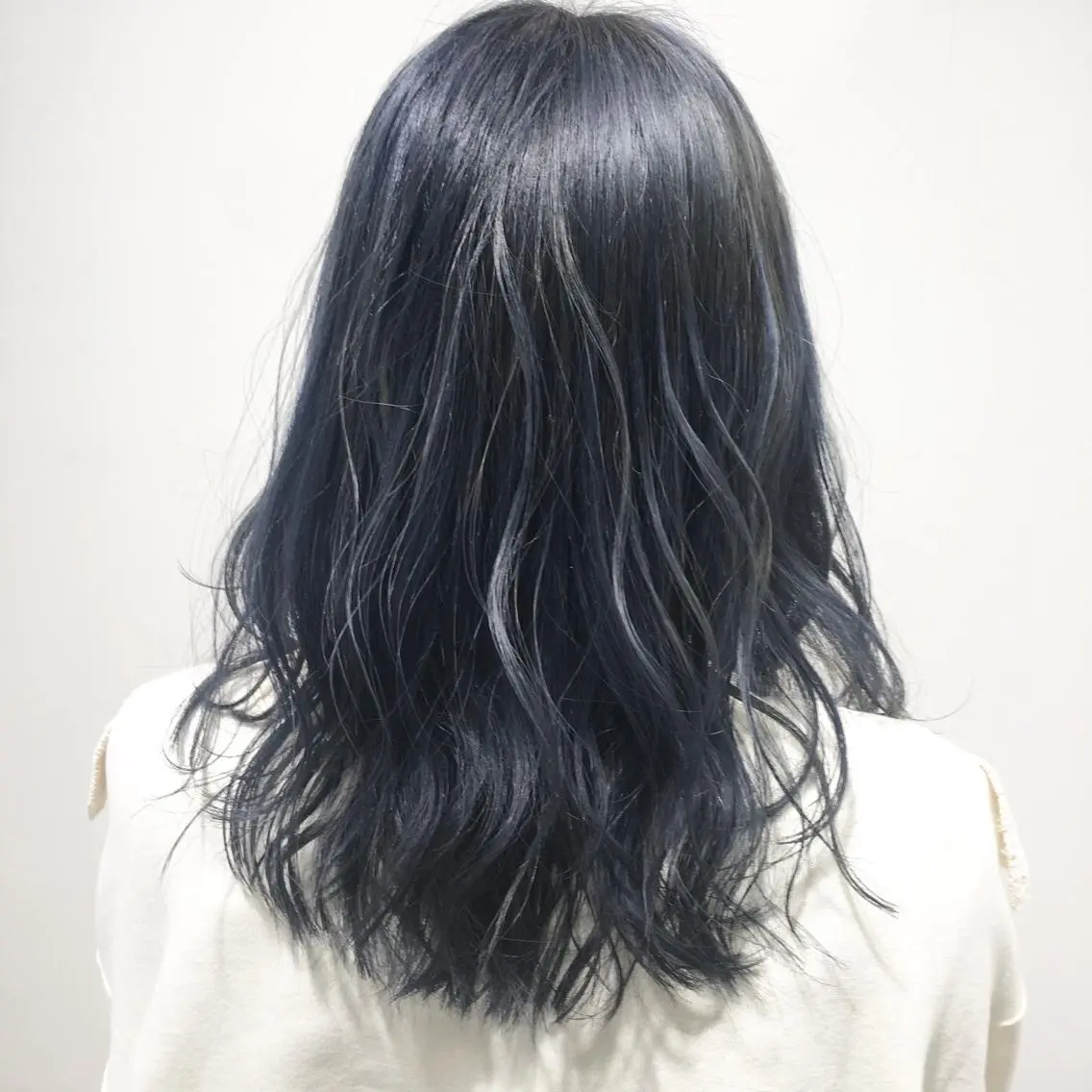 カラー アッシュ ブリーチ Lee 甲子園のヘアスタイル