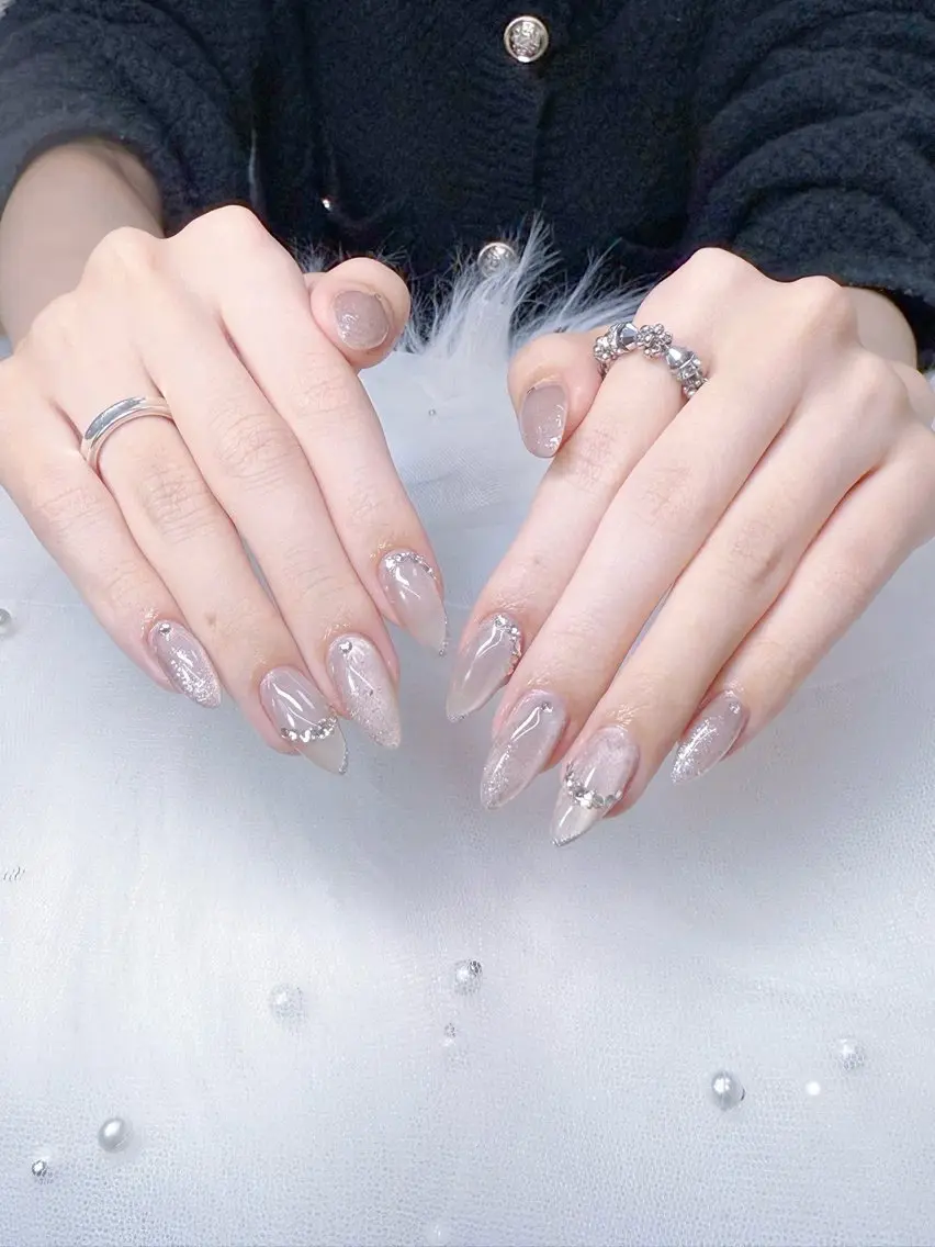 ネイル ジェルネイル 韓国ネイル 持ち込み ワンホンネイル ハンドネイル GOHOUBI Nail 心斎橋店のネイルデザイン