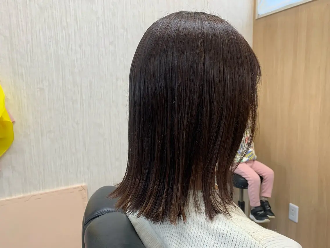 ミディアム カラー 曽我 夏生のヘアスタイル
