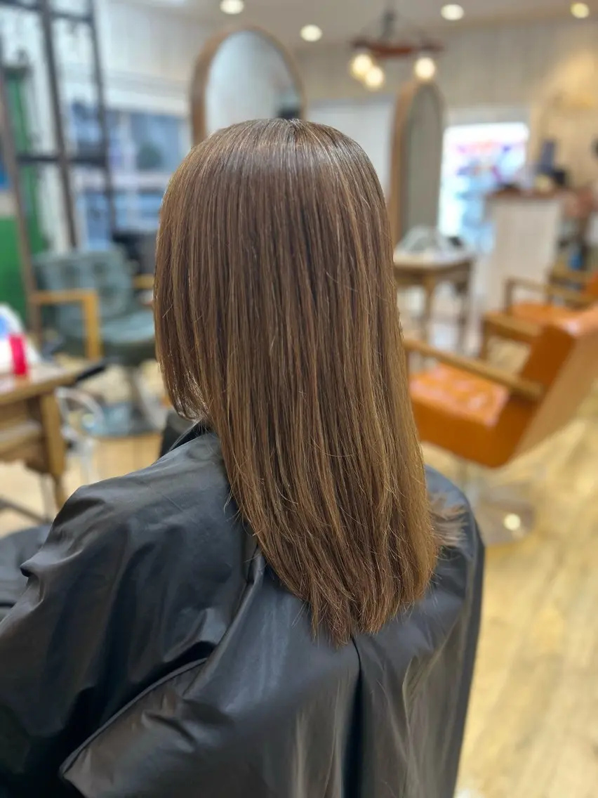 セミロング カラー ヘアカラー トリートメント 高杉 梨苑のヘアスタイル
