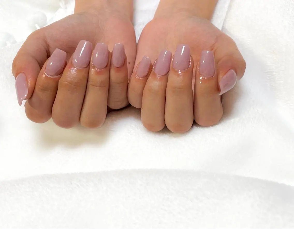 ネイル 長さ出し フレンチネイル グラデーション キラキラネイル ロングネイル nail salon Be.のネイルデザイン