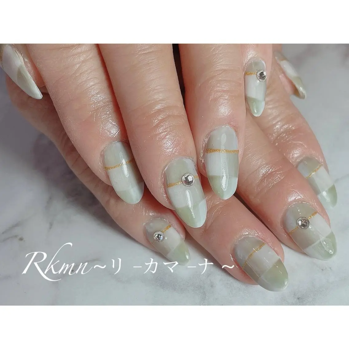 ネイル アートネイル 春ネイル ホワイト ハンドネイル フットネイル ハンドケア Rkmn ~リ-カマ-ナ~のネイルデザイン