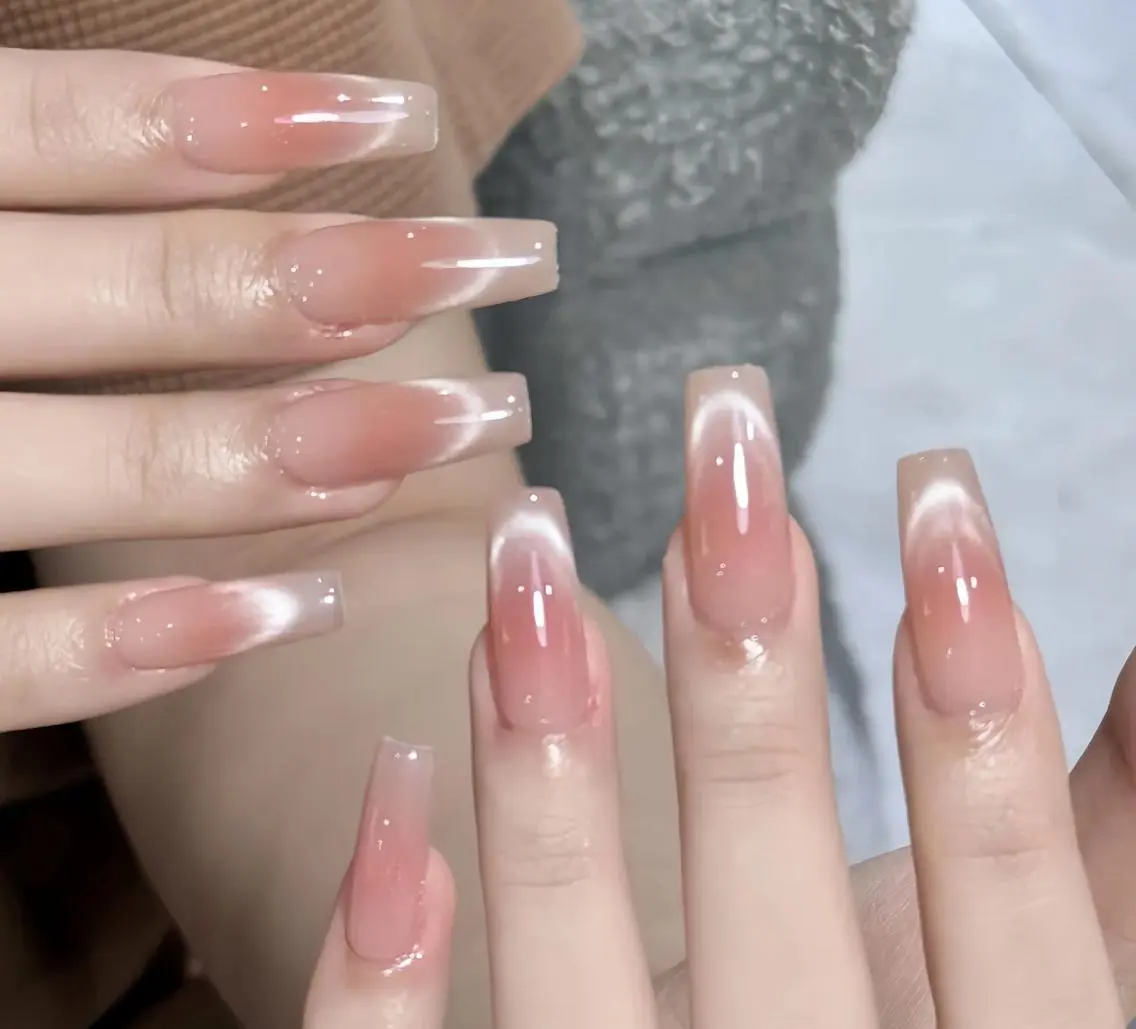 ネイル ハンドネイル エリ🫧 nail池袋東口のネイルデザイン
