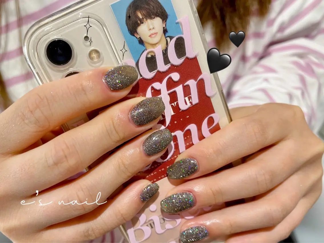 ネイル ハンドネイル ハンドケア e’s nail Lumièreのネイルデザイン