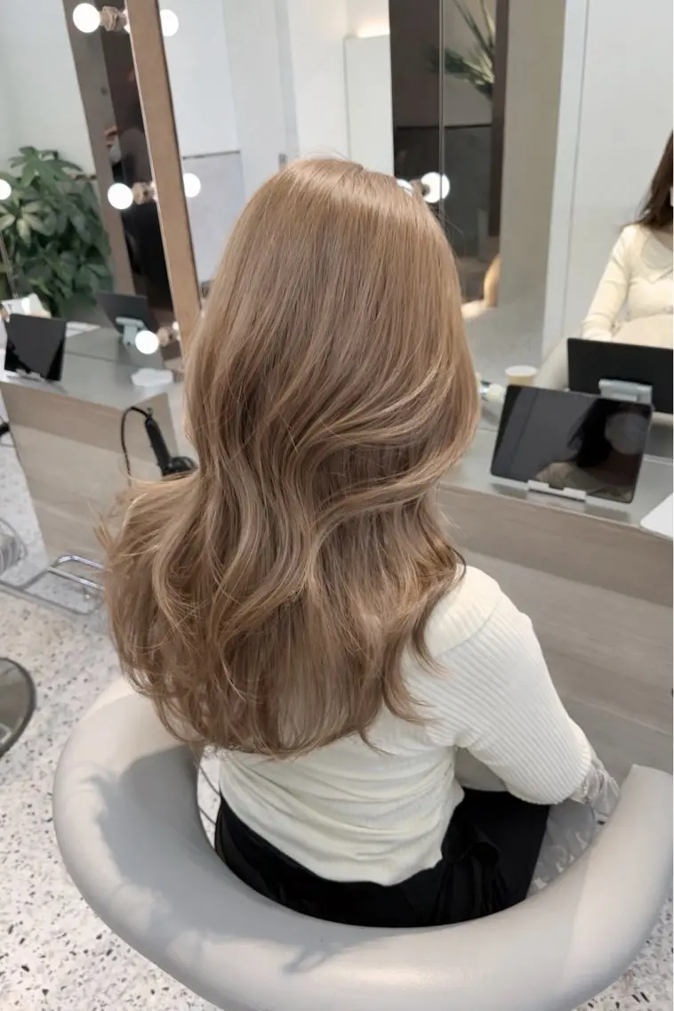 ロング カット ヘアカラー トリートメント 博多ベージュ 🐻松井傑のヘアスタイル
