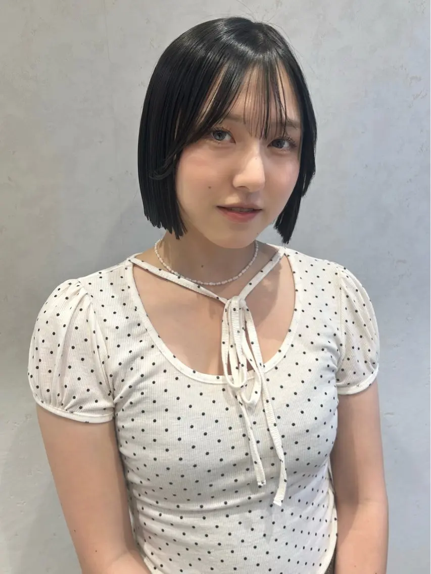 ミディアム パーマ 縮毛矯正 レイヤー/インナー カラー🦋ルイのヘアスタイル