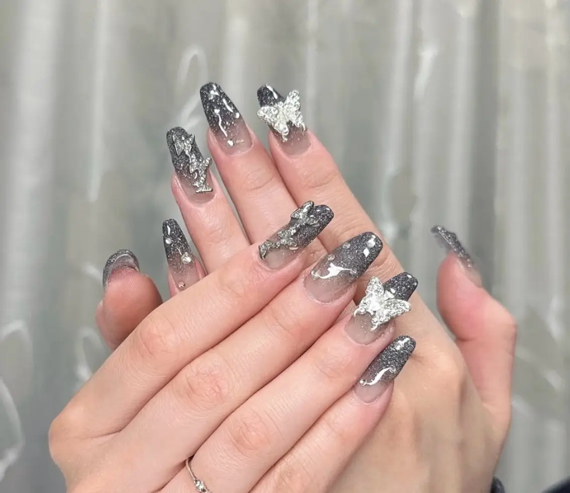 ネイル ハンドネイル はな💎ネイル ワンホン、長さ出しのネイルデザイン