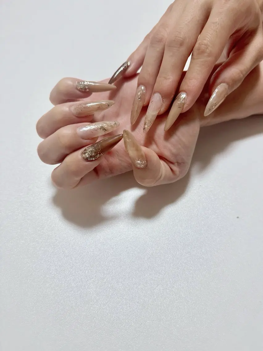 ネイル チークネイル フレンチネイル ジェルネイル ロングネイル マグネットネイル ハンドネイル nail sideraのネイルデザイン