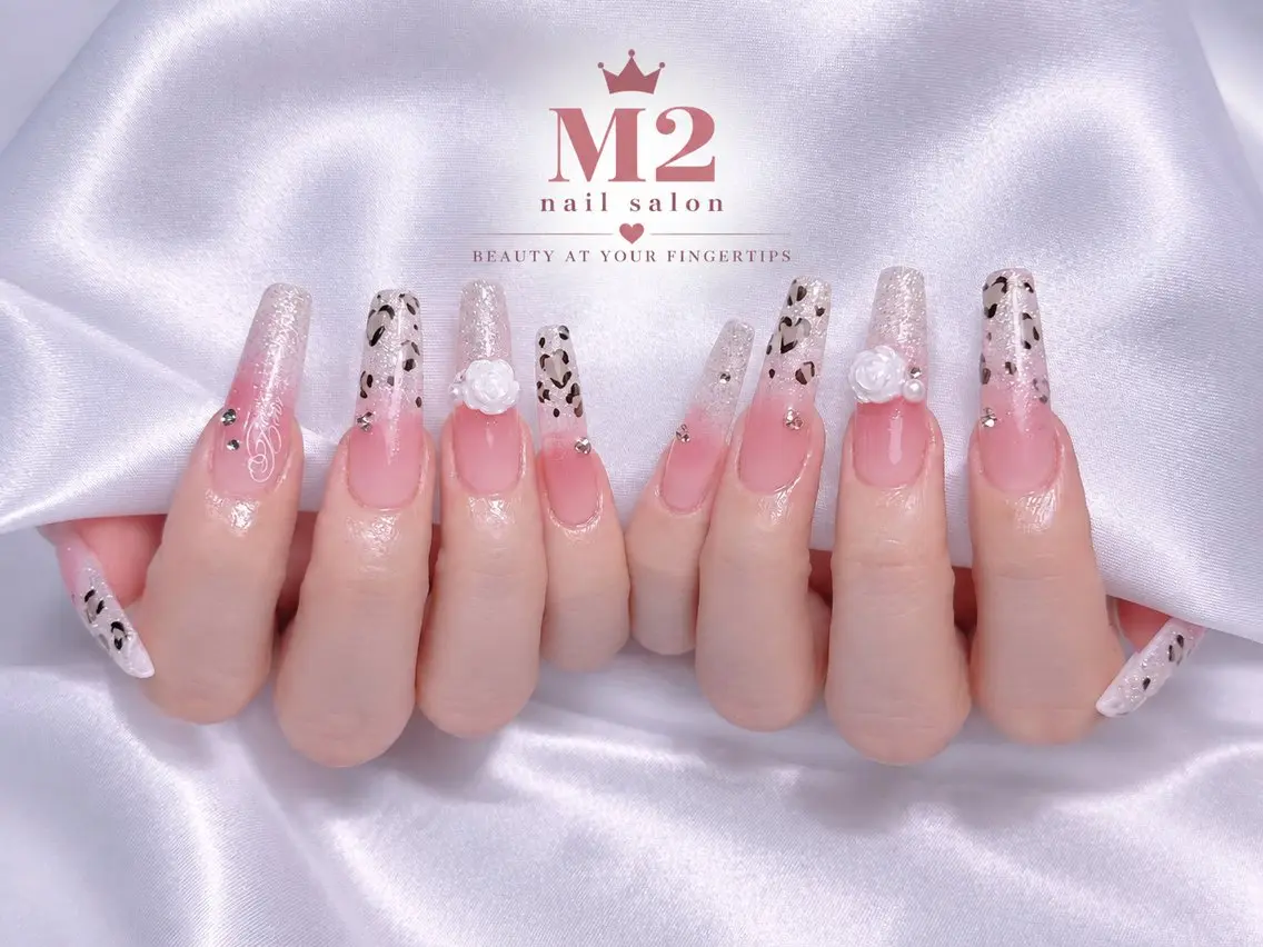 ネイル ハンドネイル 長さだし専門店 M2 rikaのネイルデザイン