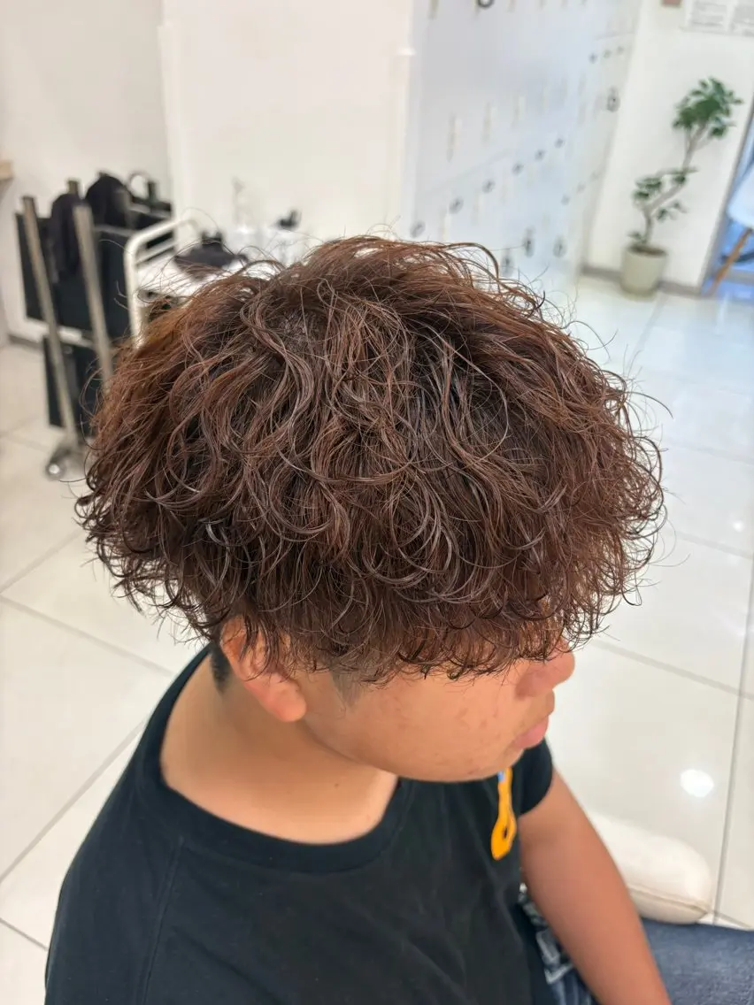 🌟メンズカット+波巻きスパイラルパーマ+前処理トリートメント🌟の写真