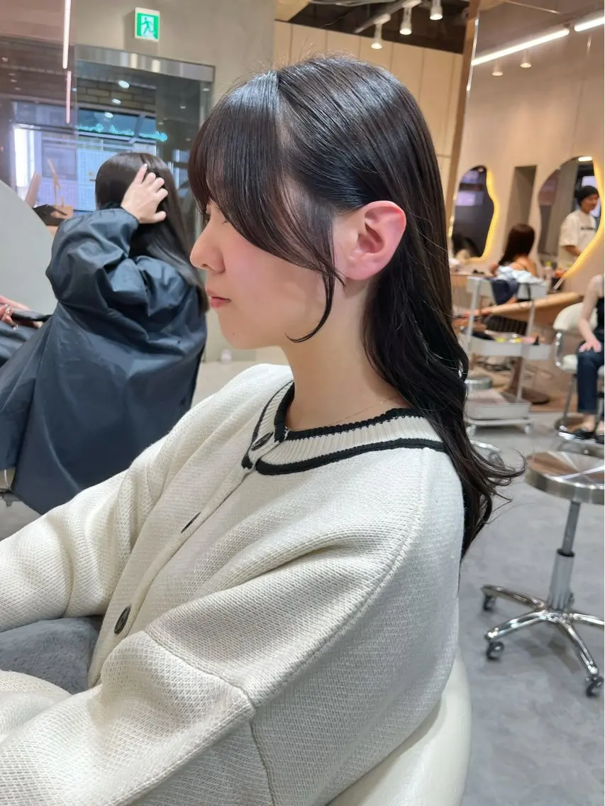 セミロング カラー 顔周りカット レイヤーカット レイヤーカット、ボブ GLROWのヘアスタイル