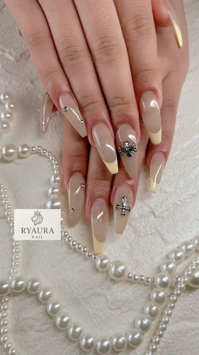 ネイル 長さ出し 持ち込み スカルプネイル RYAURA NAILのネイルデザイン