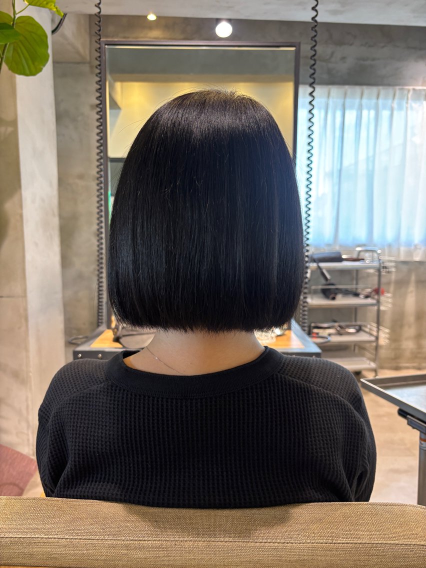 ショート ヘアカラー 🍒透明感×艶カラー 🍒こなんのヘアスタイル