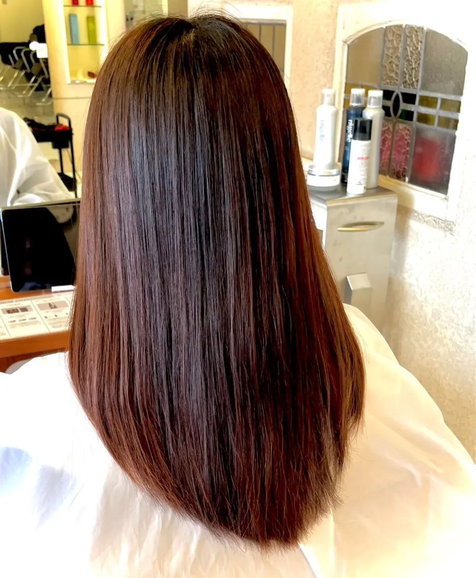 セミロング カラー ヘアカラー トリートメント 🫧透明感 ×艶🫧 吉田 陽菜のヘアスタイル