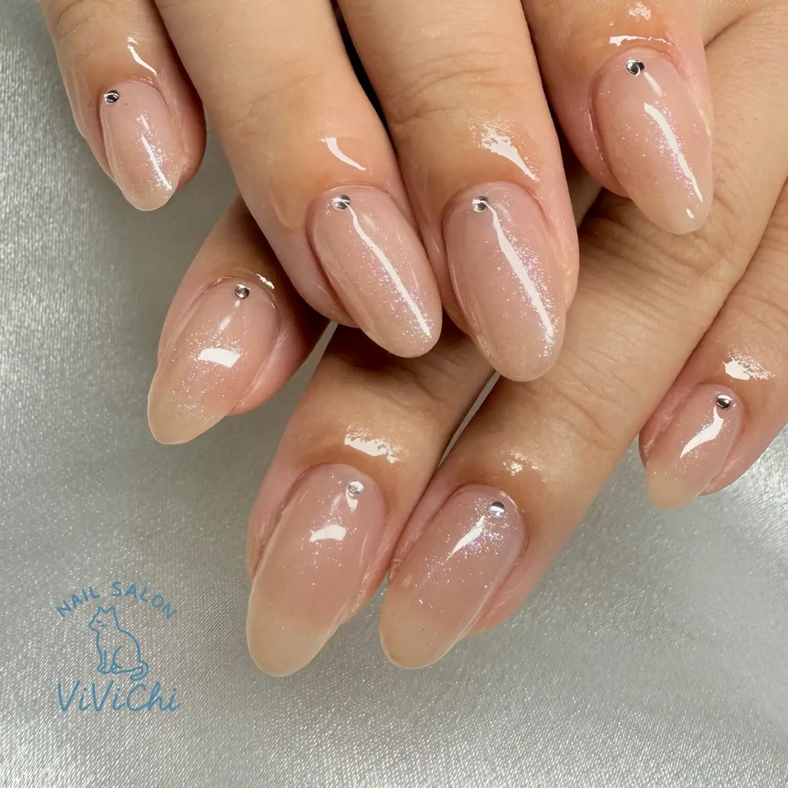 ネイル ハンドネイル ViViChi 梨帆のネイルデザイン